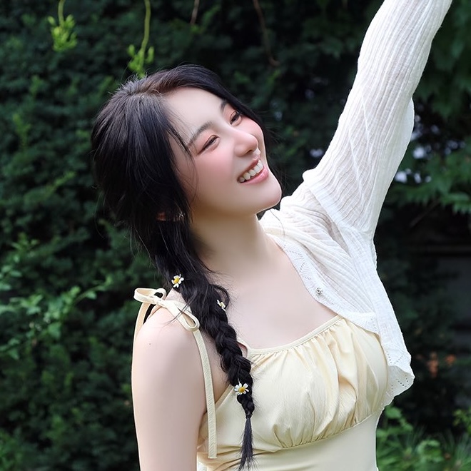 LEE CHAEYEON media 1