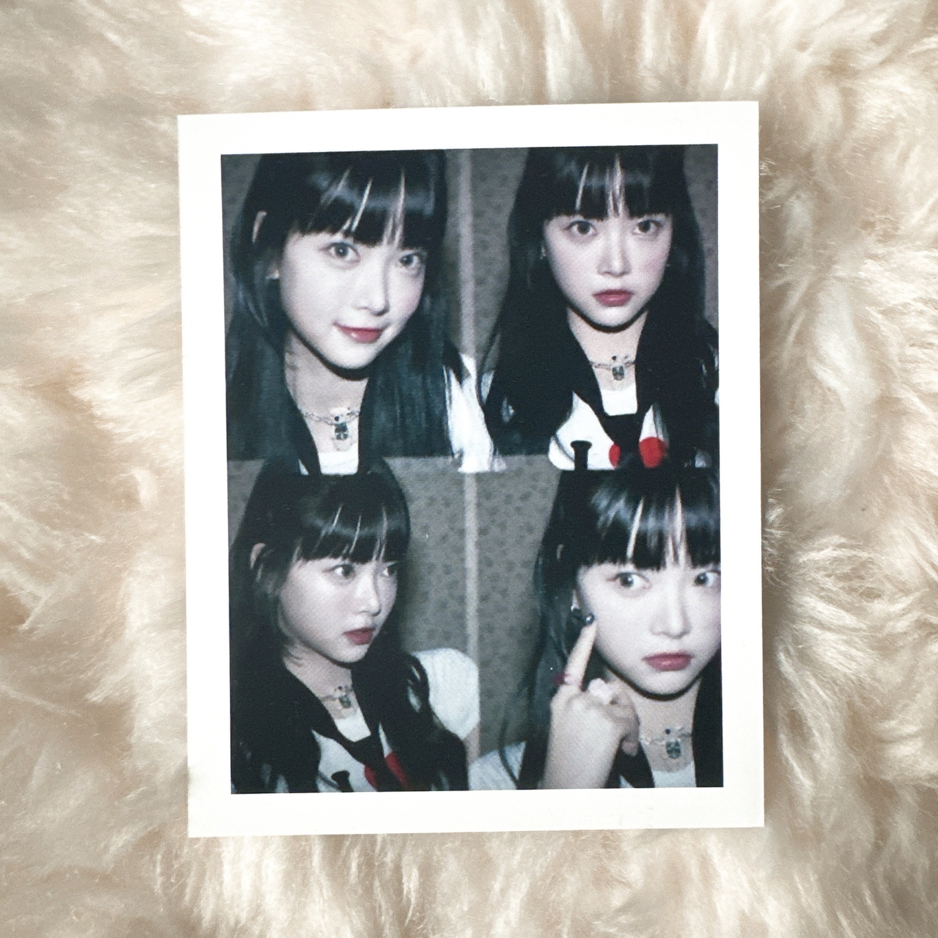 LE SSERAFIM 恩採 撕拉拍立得