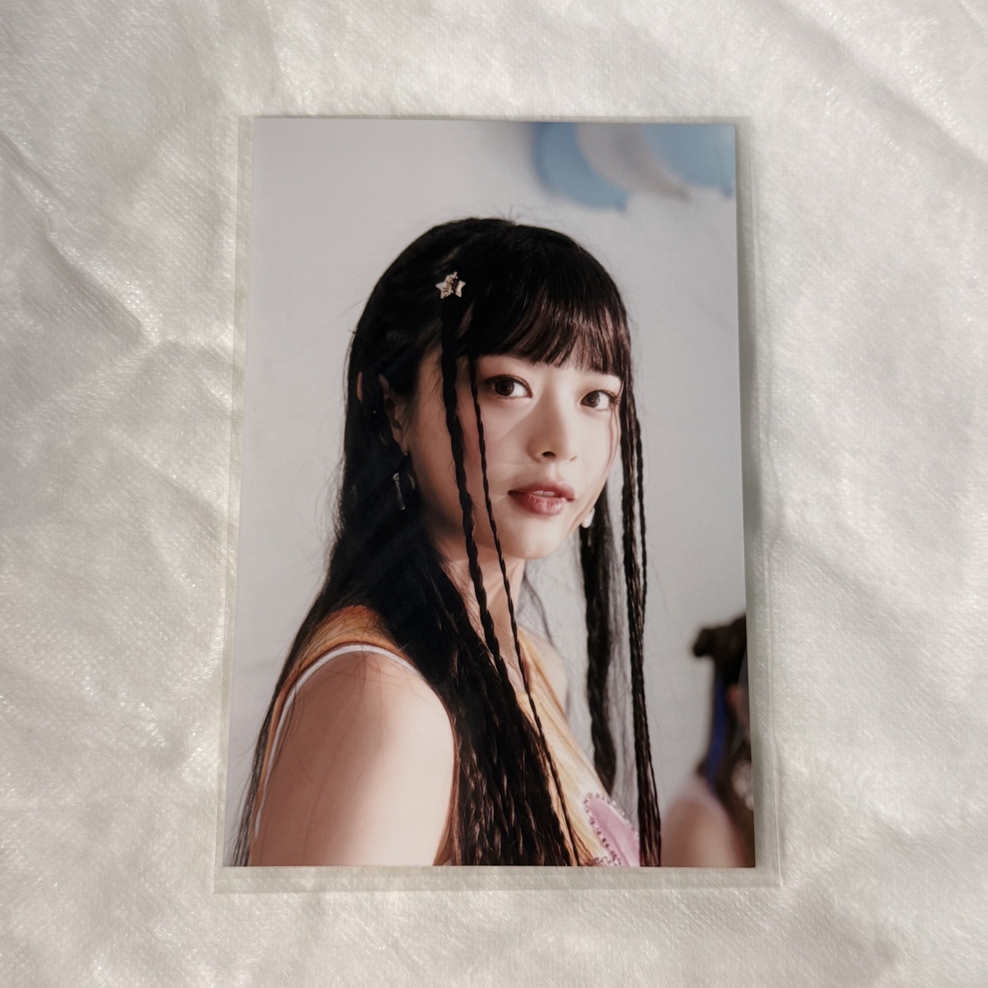 Hanni 出道明信片