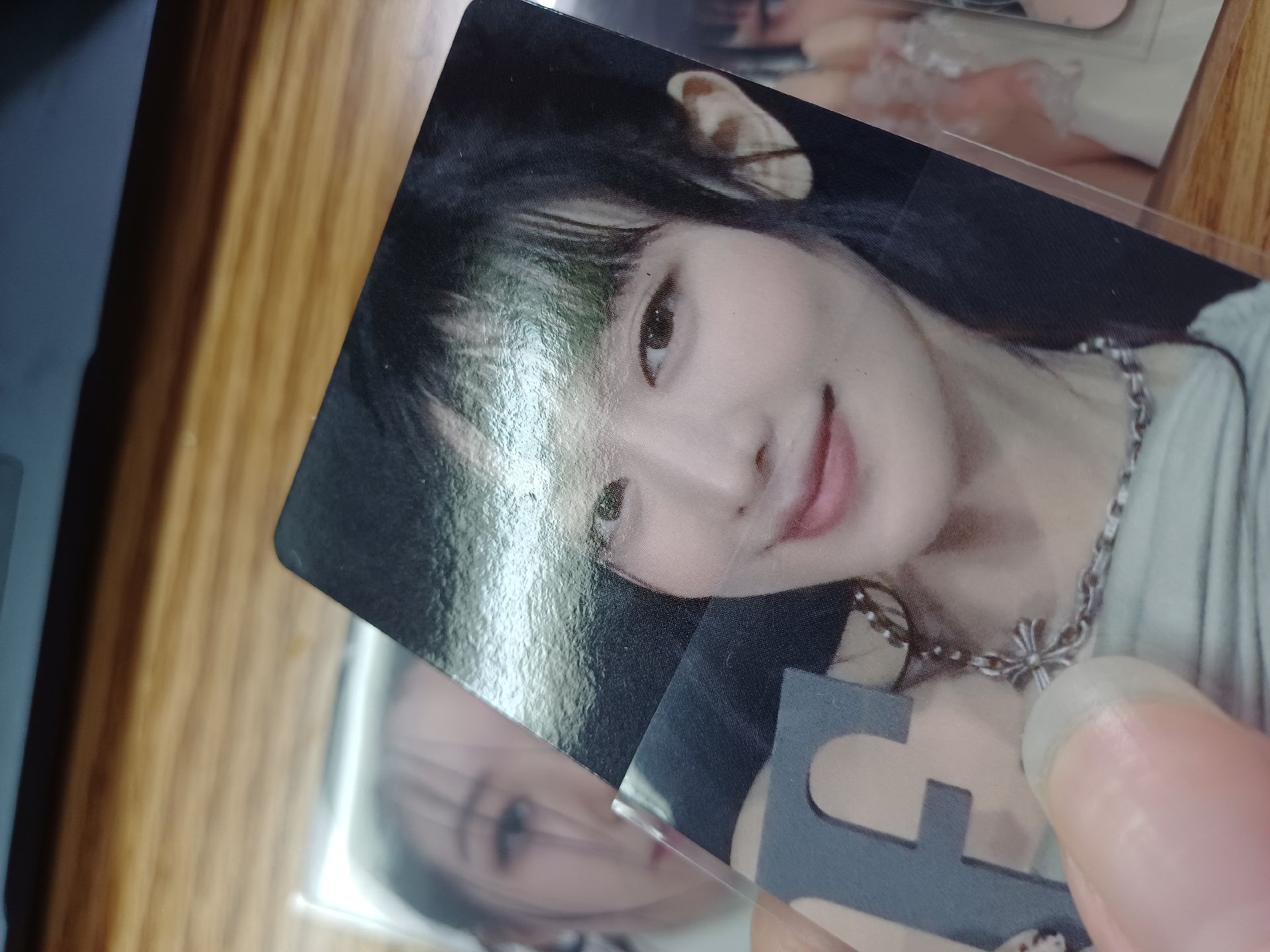 字母妮｜眉頭小損