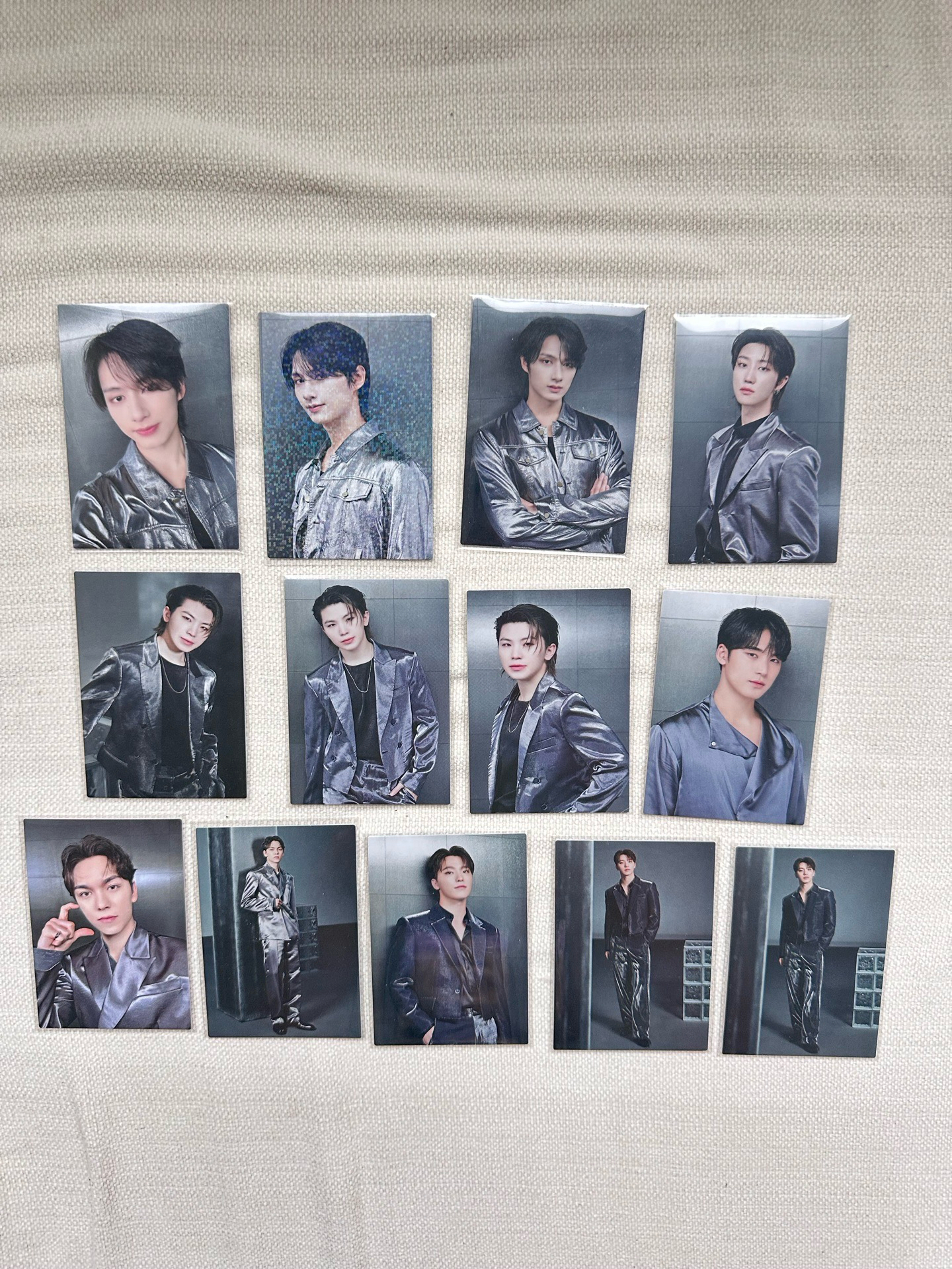 Right Here 日巡 卡包卡