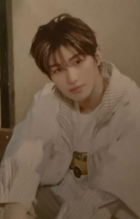 一巡首爾場卡包官拍薫