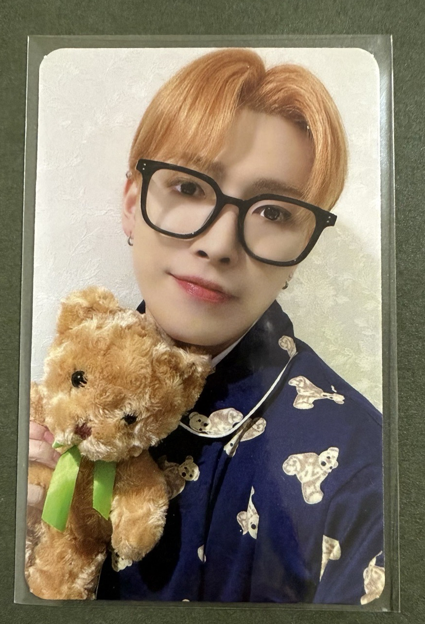 will 睡衣抱熊中