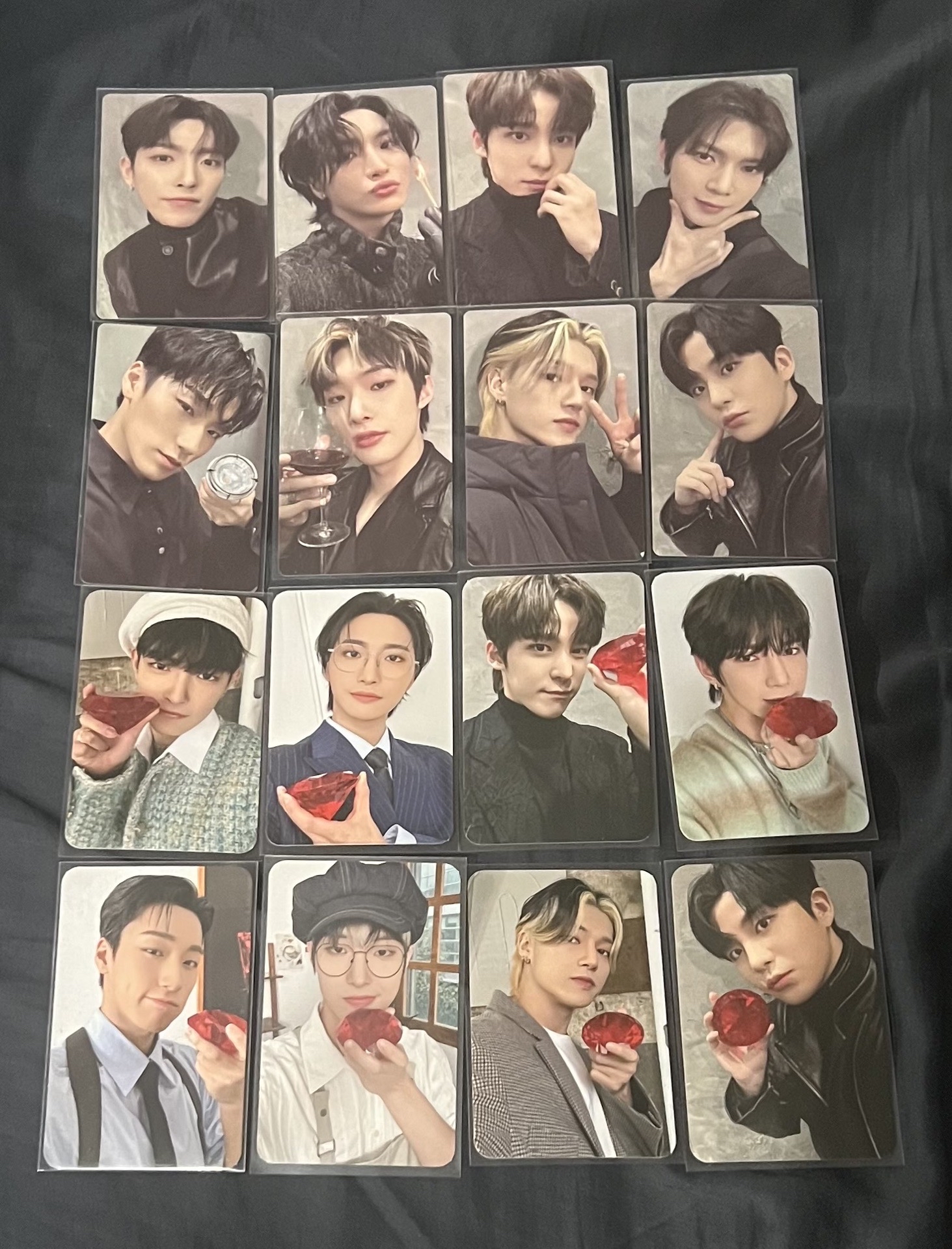 ATEEZ 2024年曆卡 套出