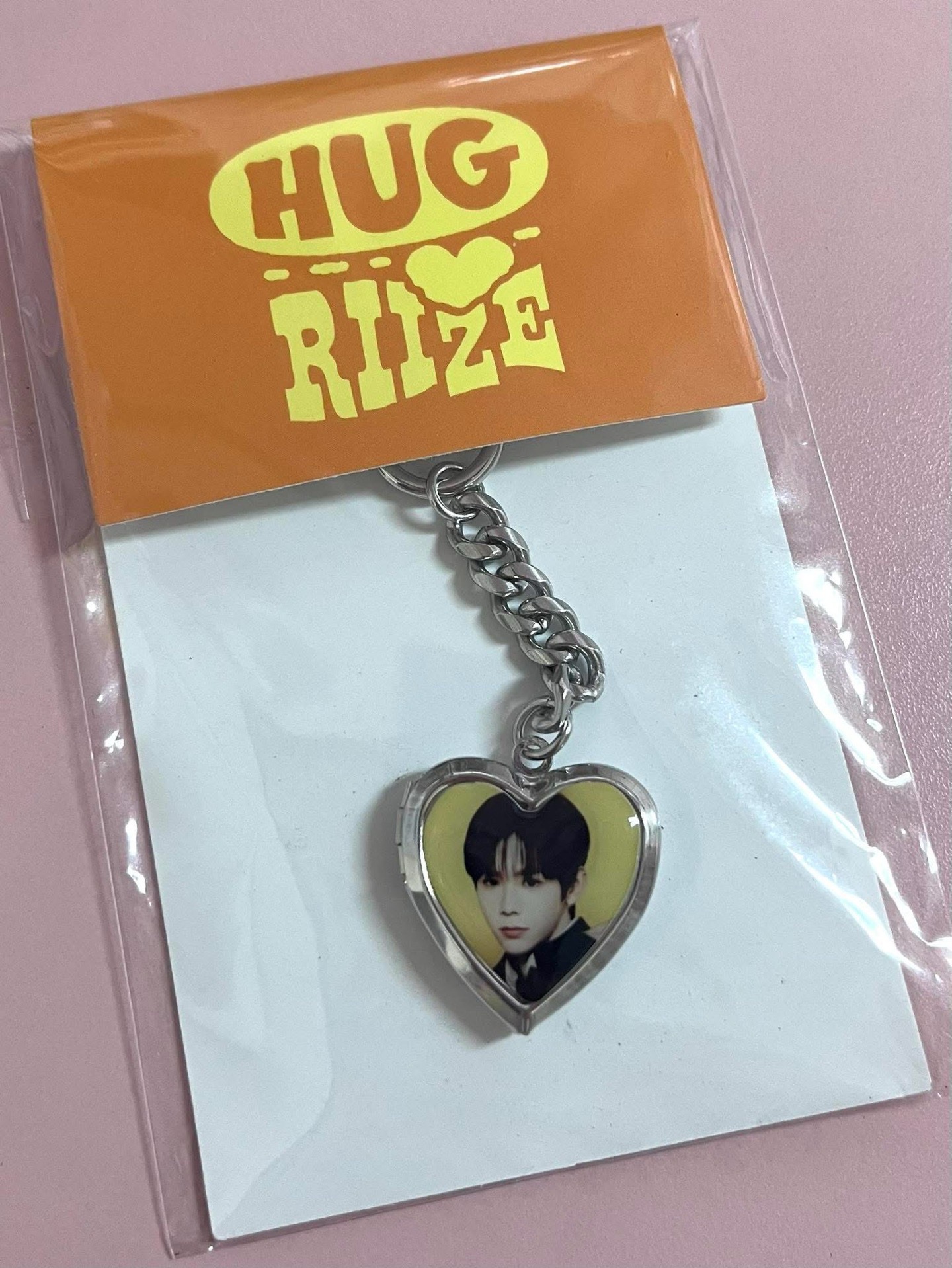 將太郎hug愛心鏡子吊飾