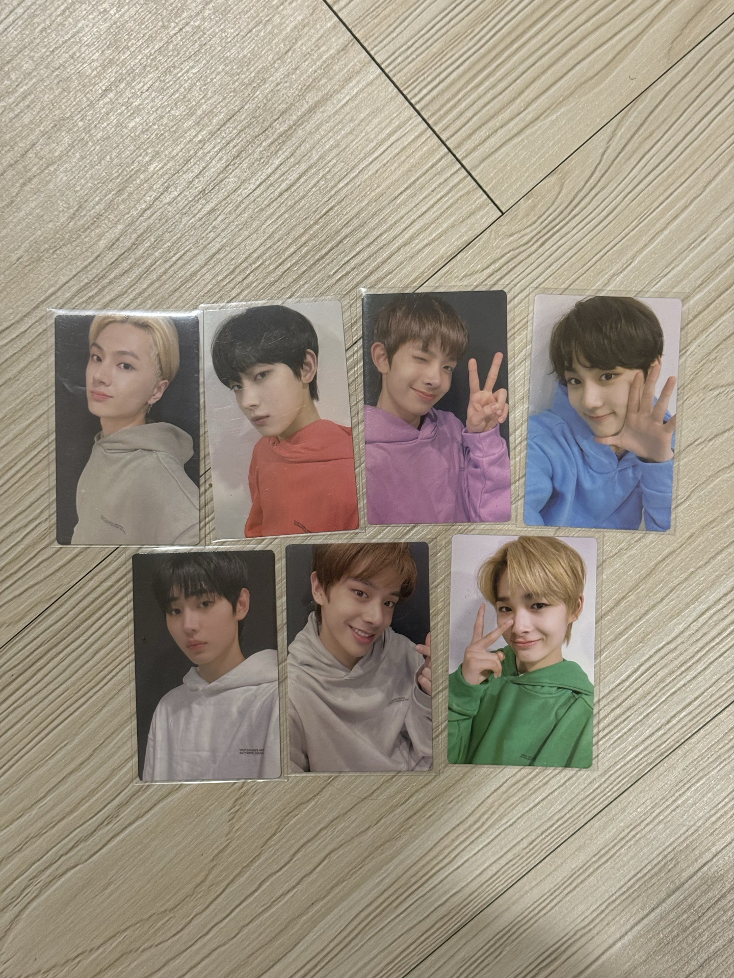 一代手燈卡一組7張