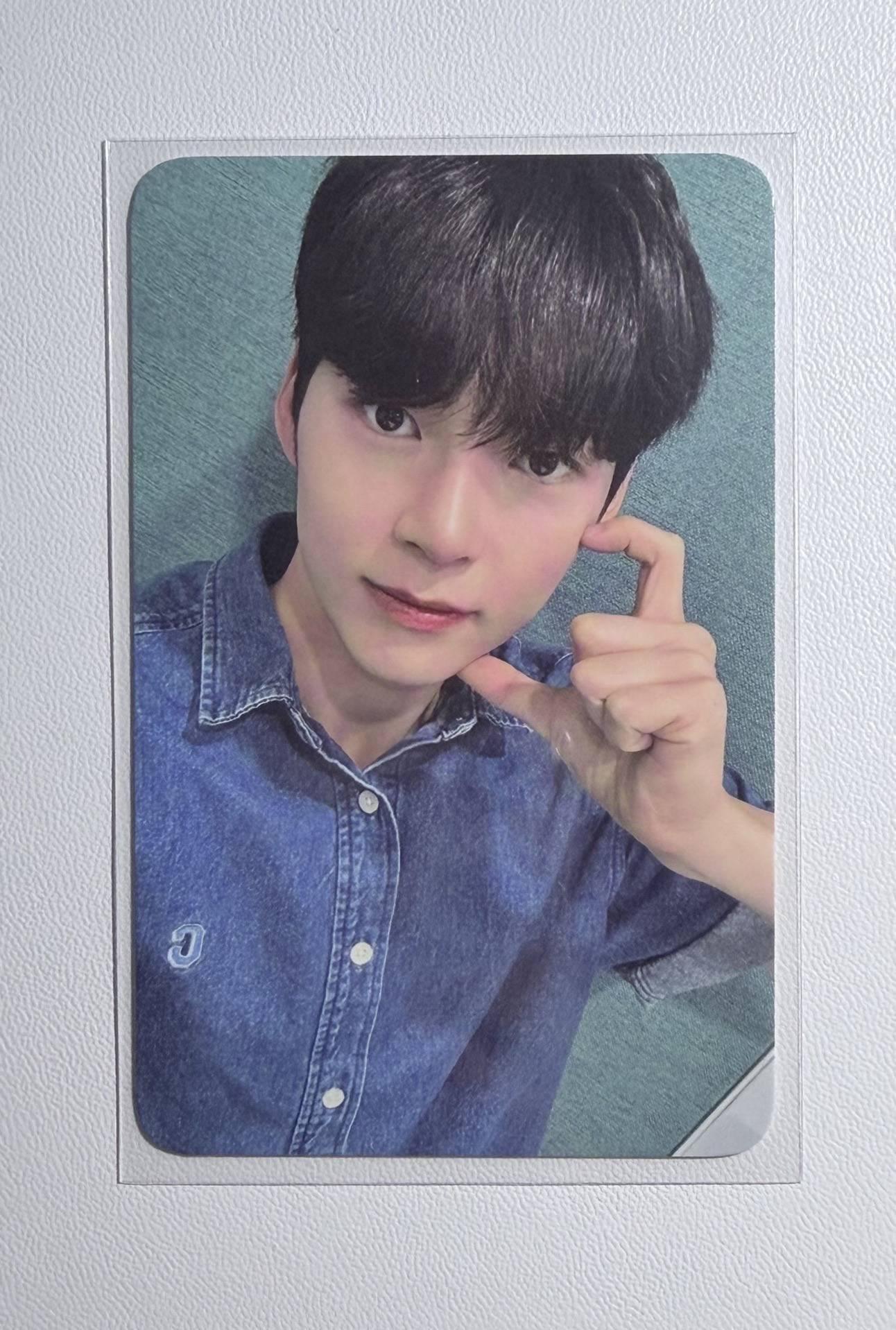 k4比心（中文卡背：是誰啊 連彬彬臉紅都喜歡的人>\\\<）