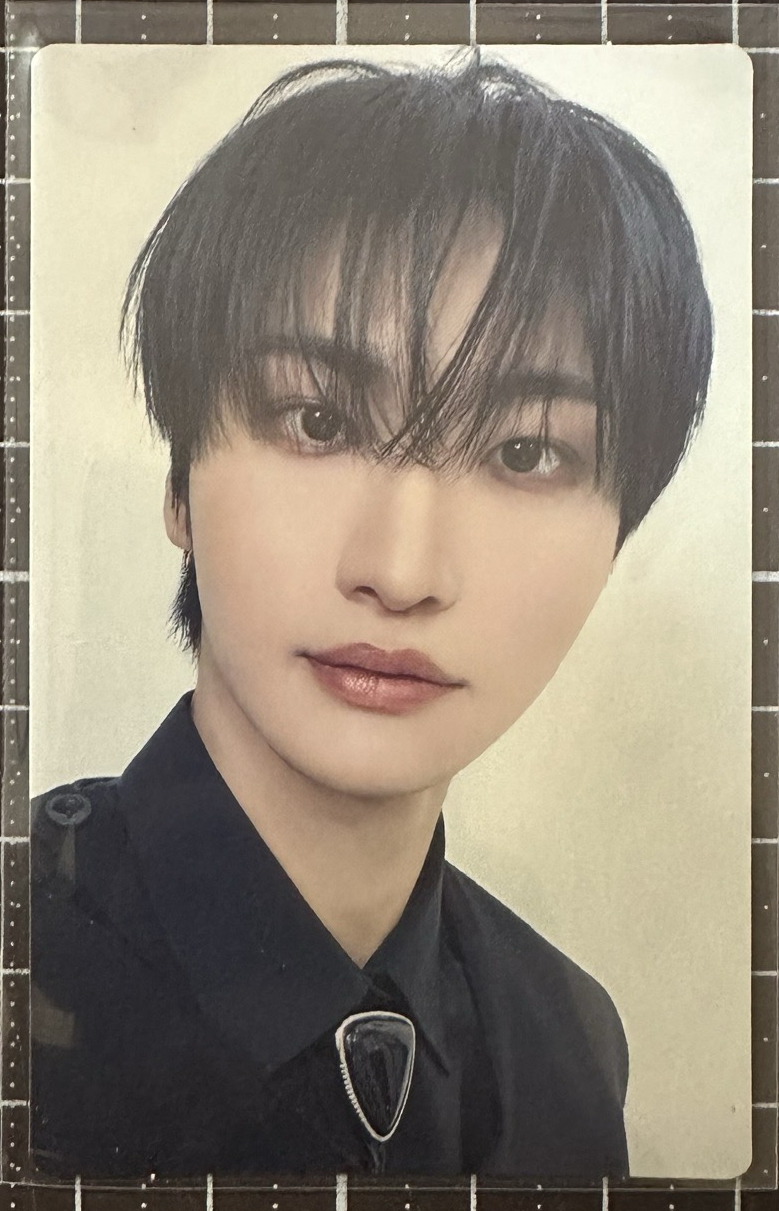 ATEEZ 星化 Ashes to Light 專輯卡 Flash Price