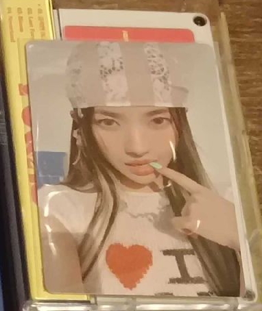 娟 卡帶 空專 摺疊大海報