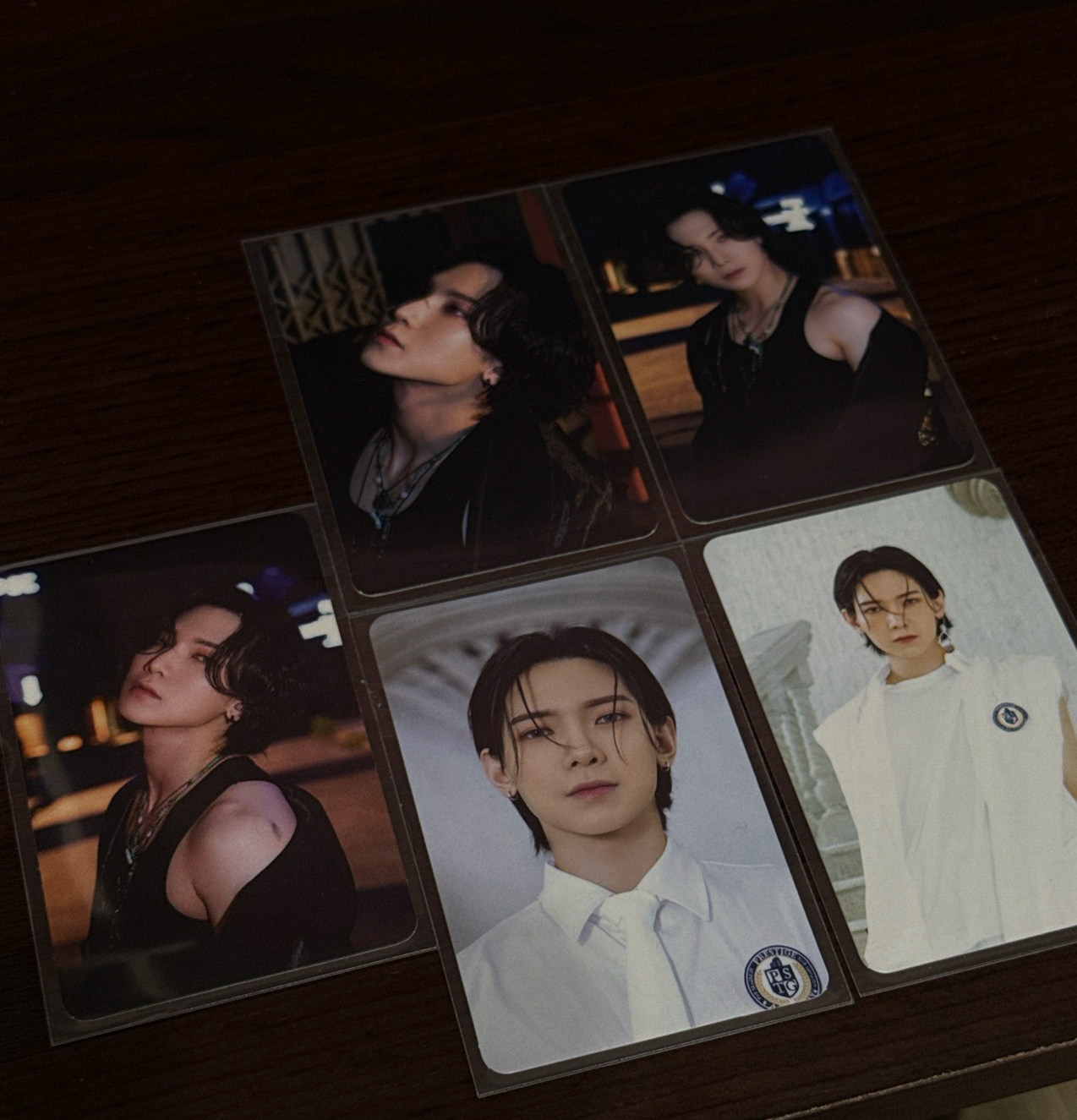 OUTLAW platform 尚set 5張不拆