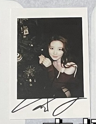 葉舒華雜誌拍立得