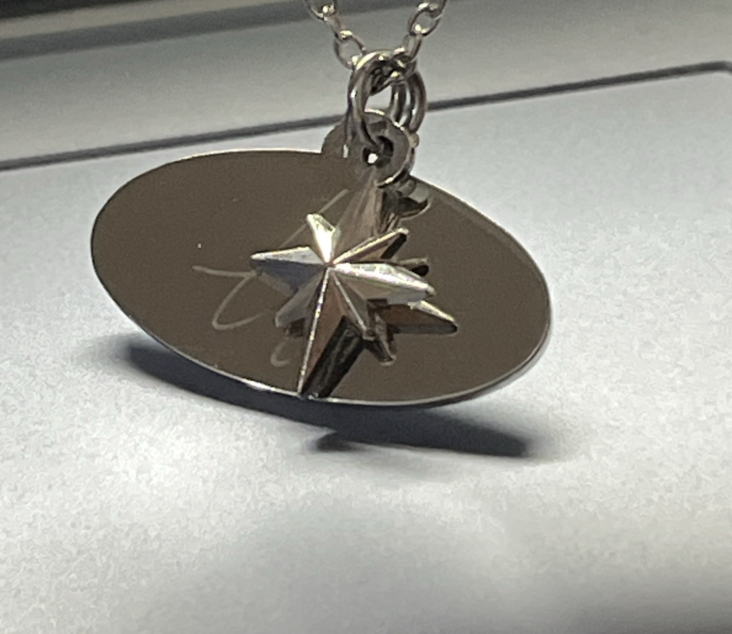 太顯項鍊（無卡，有使用過，有原包裝）