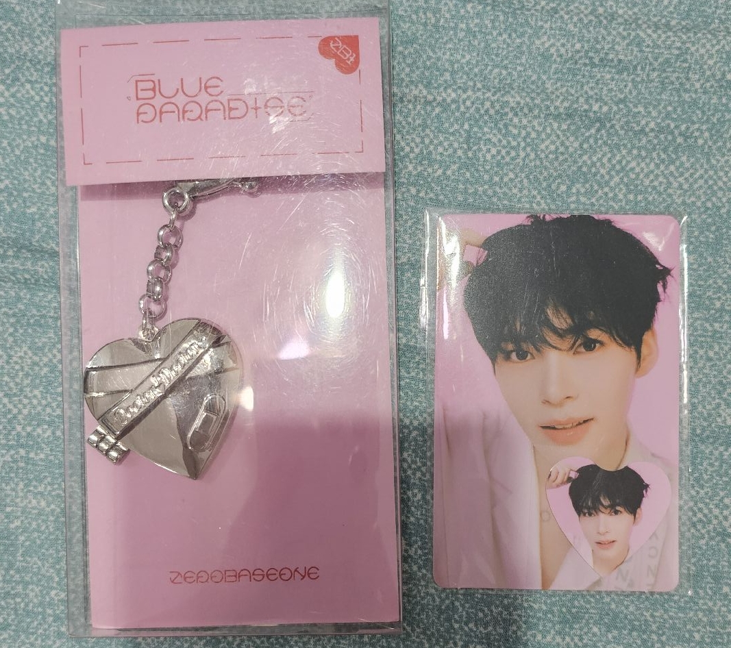 快閃店周邊 愛心吊飾 彬