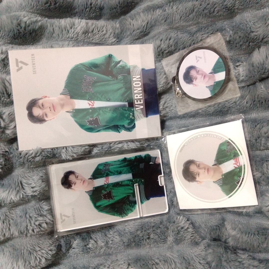 SVT | 博物館 一番賞 立牌 徽章 吊飾 寛率 圖出