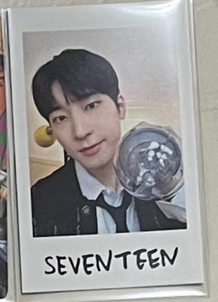 Holiday拿棒拍立得（需綁🩶）