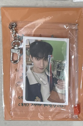 限時特價$300                                    2025克拉島卡套卡