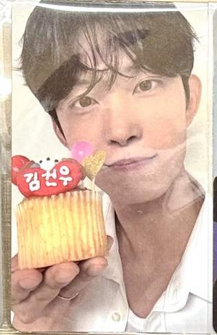 男寶2 展覽卡 金虔佑 杯子蛋糕 自拍卡