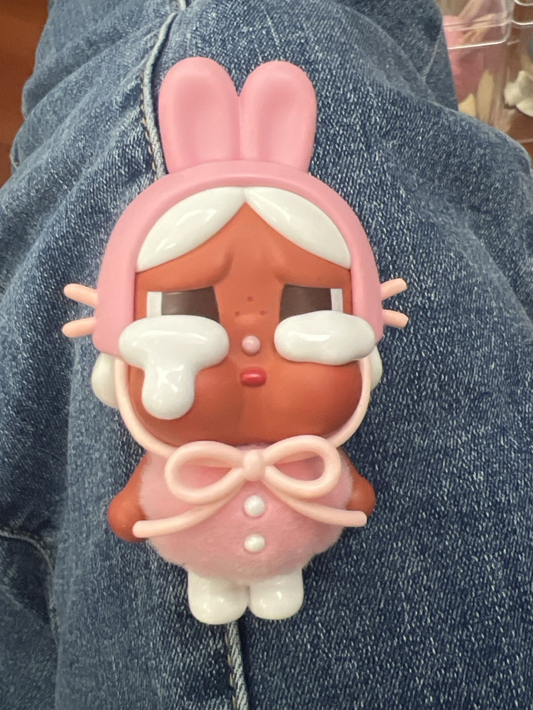 CRYBABY 黑皮絨毛兔