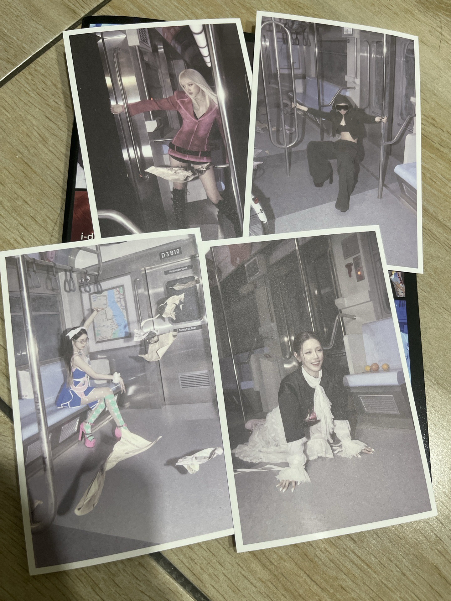 空專含海報含指定明信片