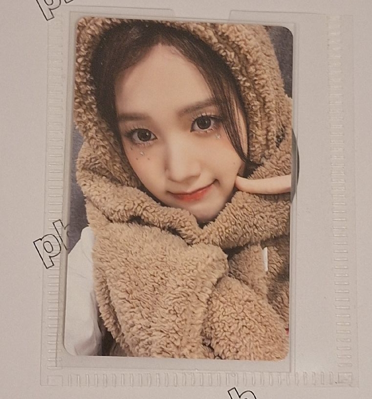 STAYC J 張叡恩 勾 Teddy Bear wm簽售卡 