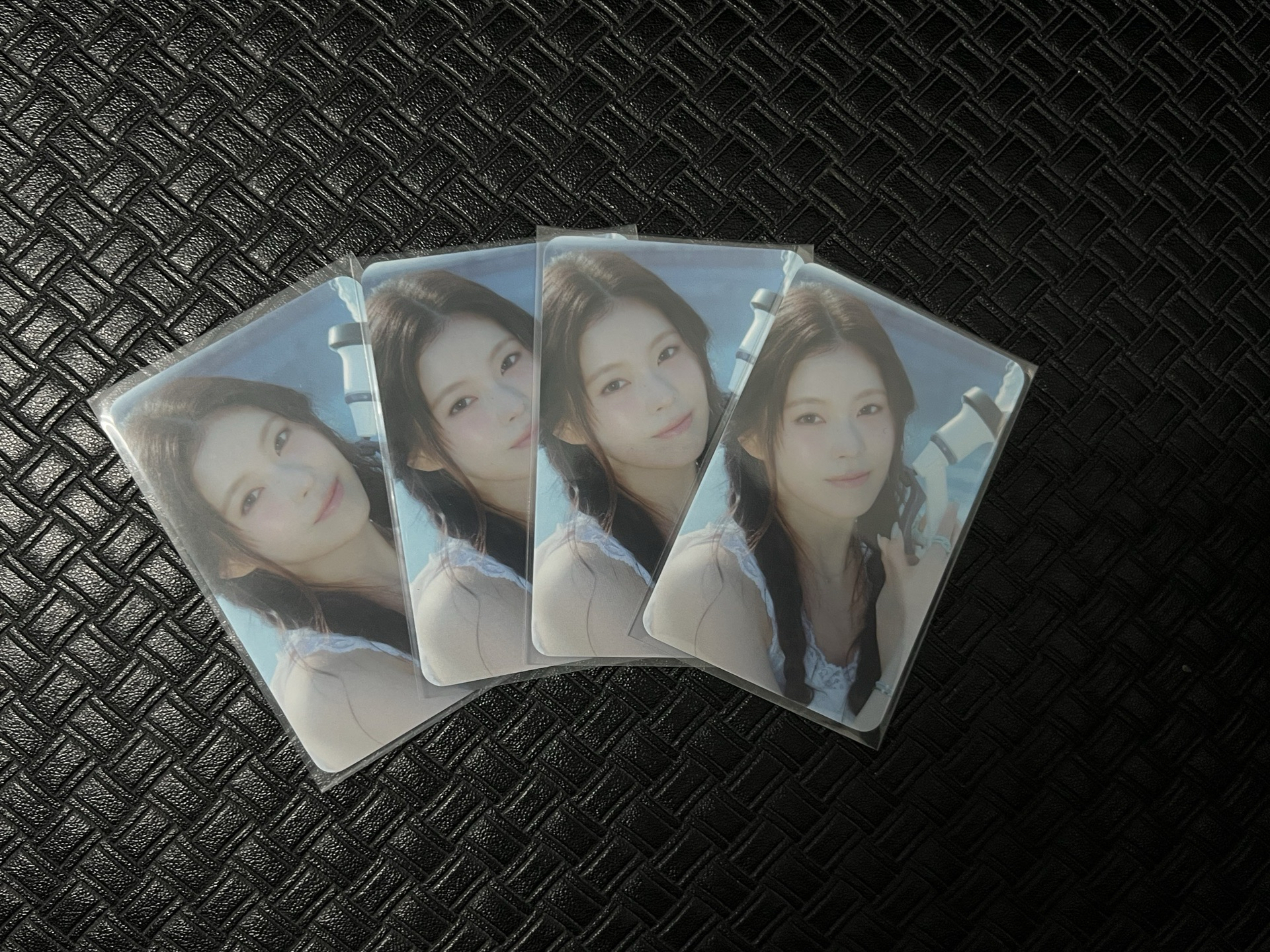 NSWER VACATION 隨機卡 官拍圭