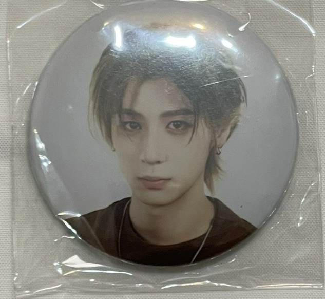 李涵安可日巡徽章