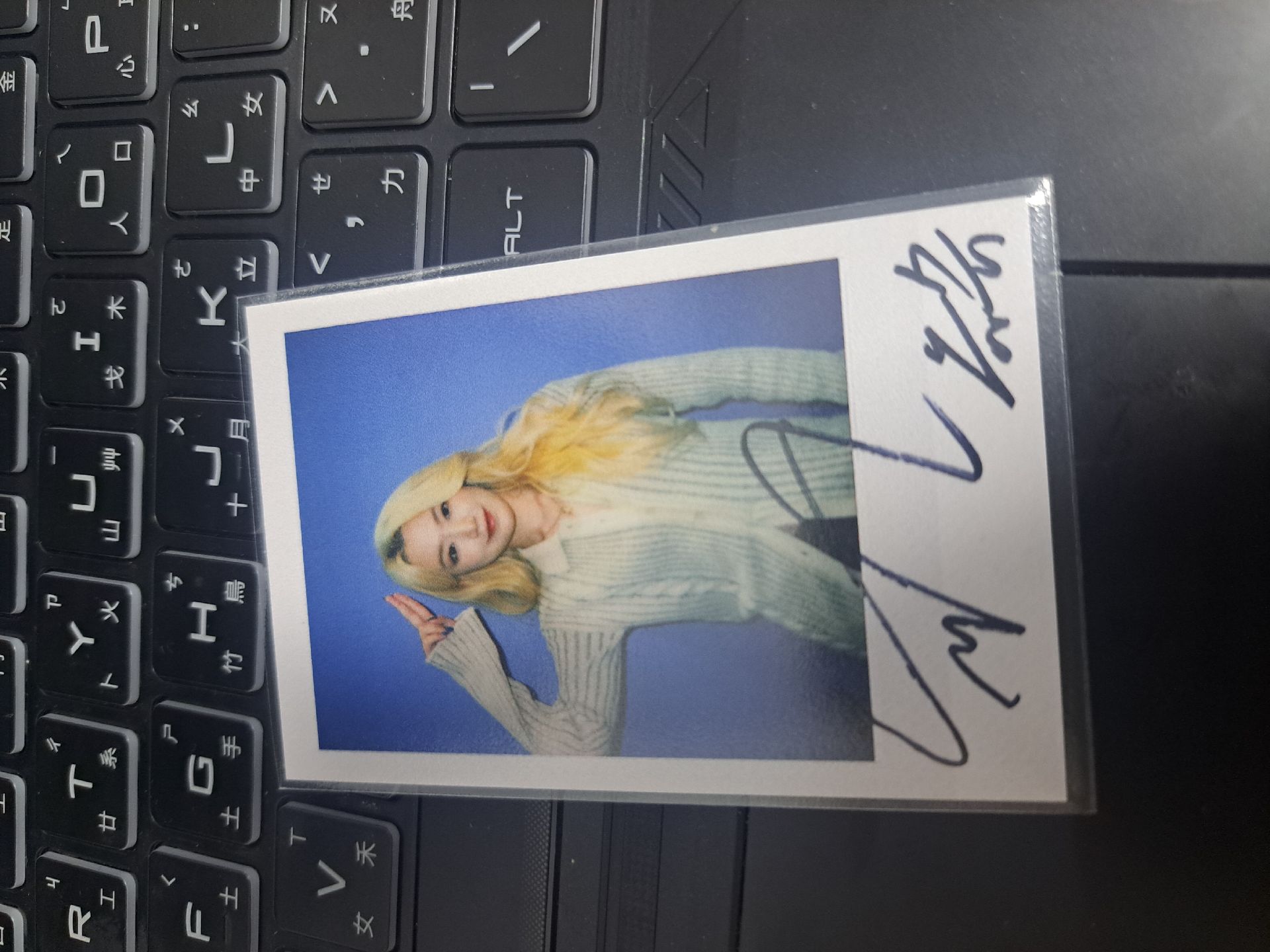 idle 隱藏拍立得刷