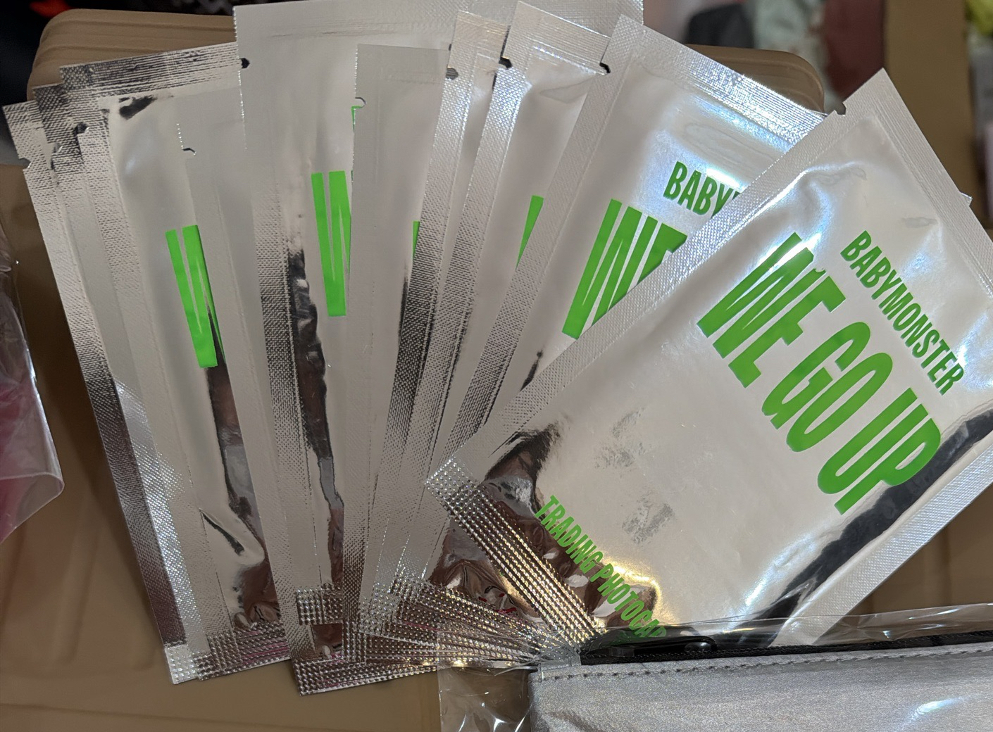 WE GO UP 未拆卡包 隨機卡包組