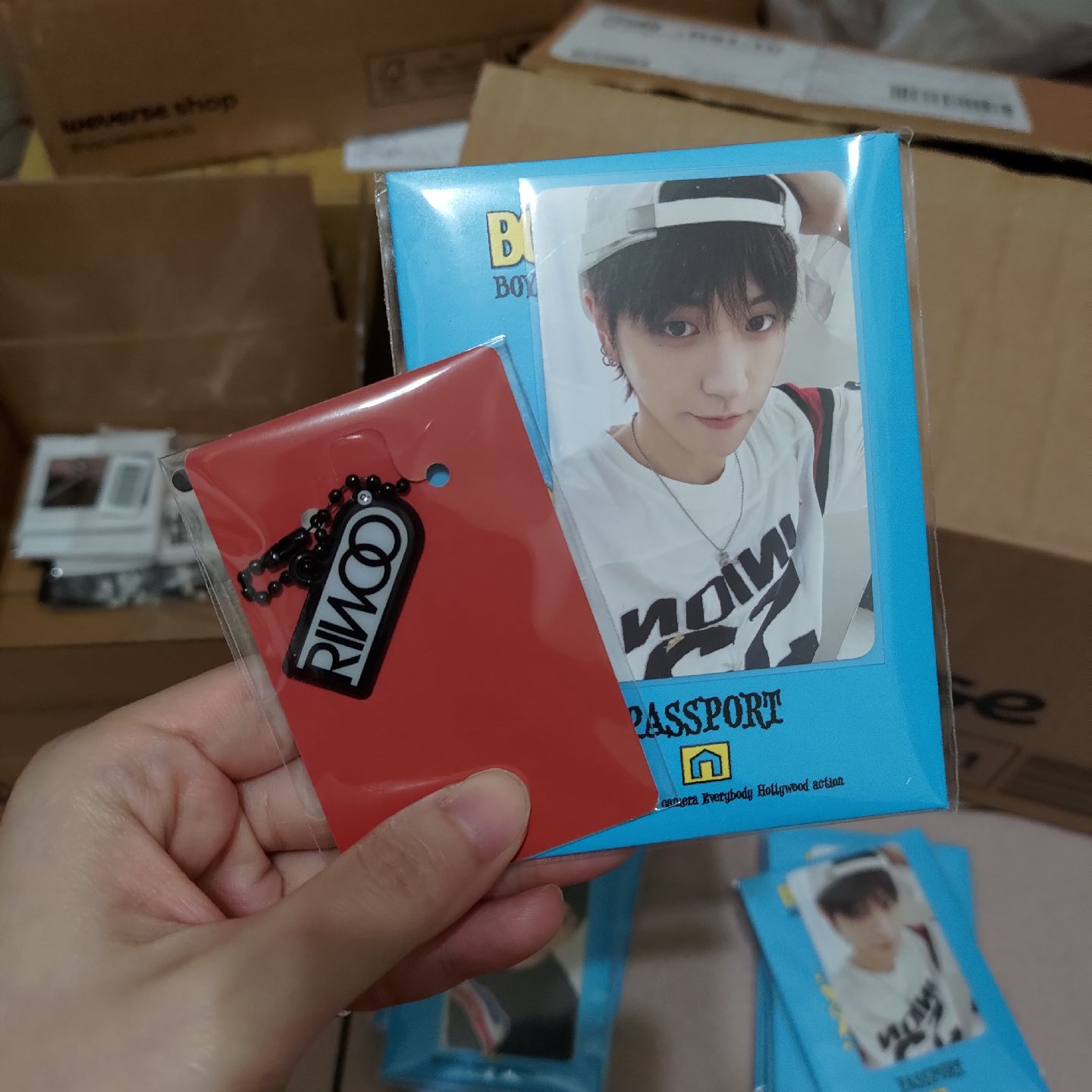 哩嗚（含隨機特典吊飾）