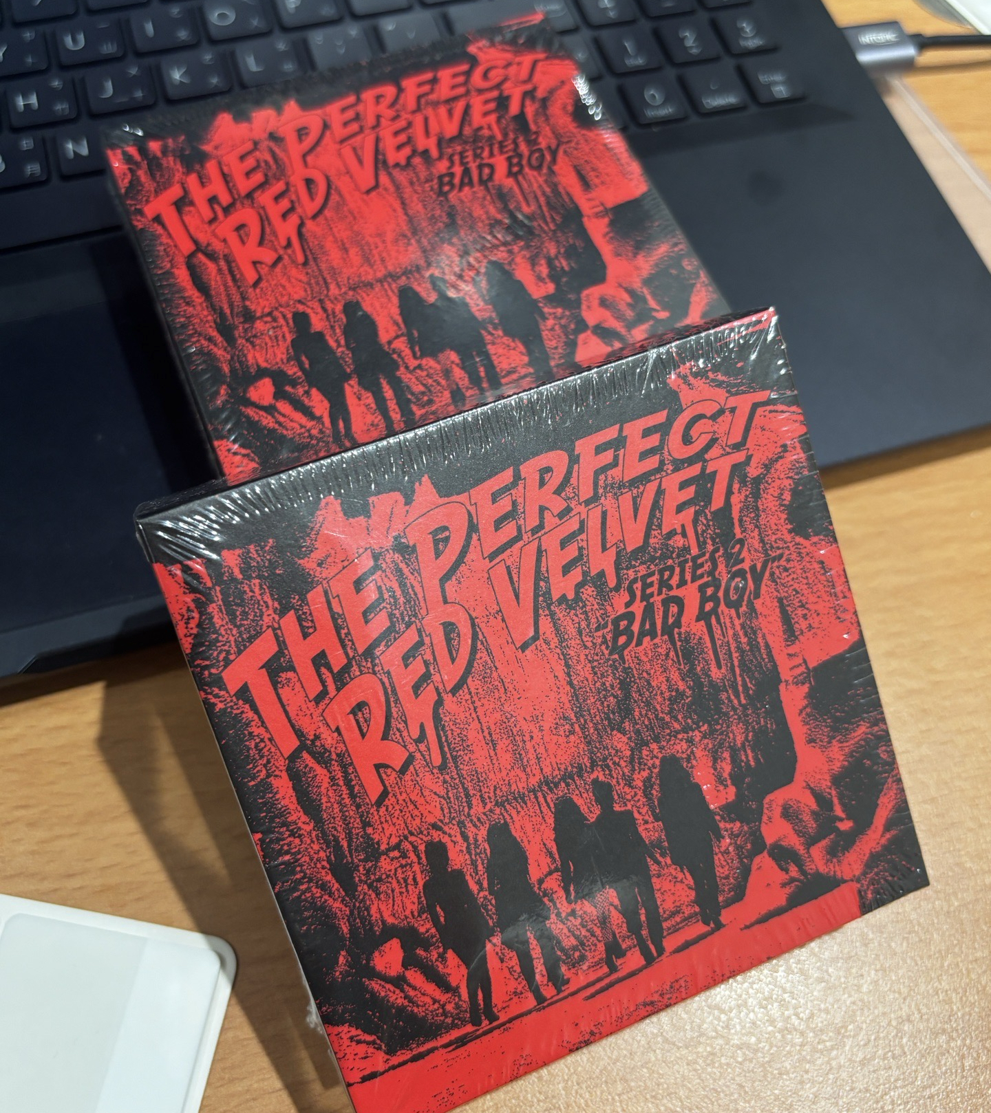 Red Velvet bad boy kit 未拆