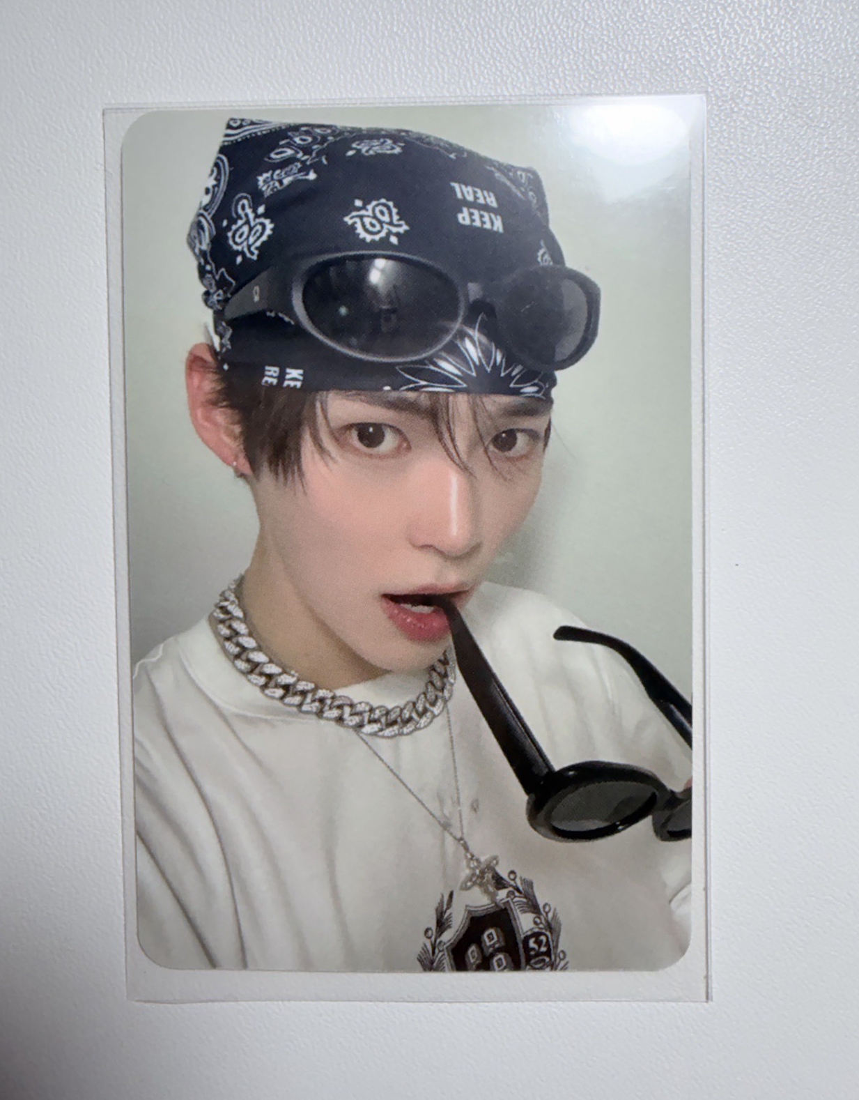 正規一特典咬墨鏡彬