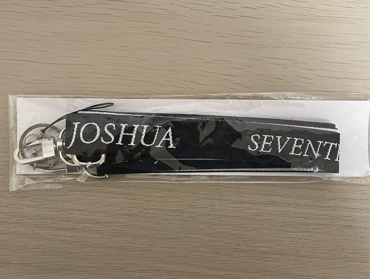 秀 Follow to Japan背帶