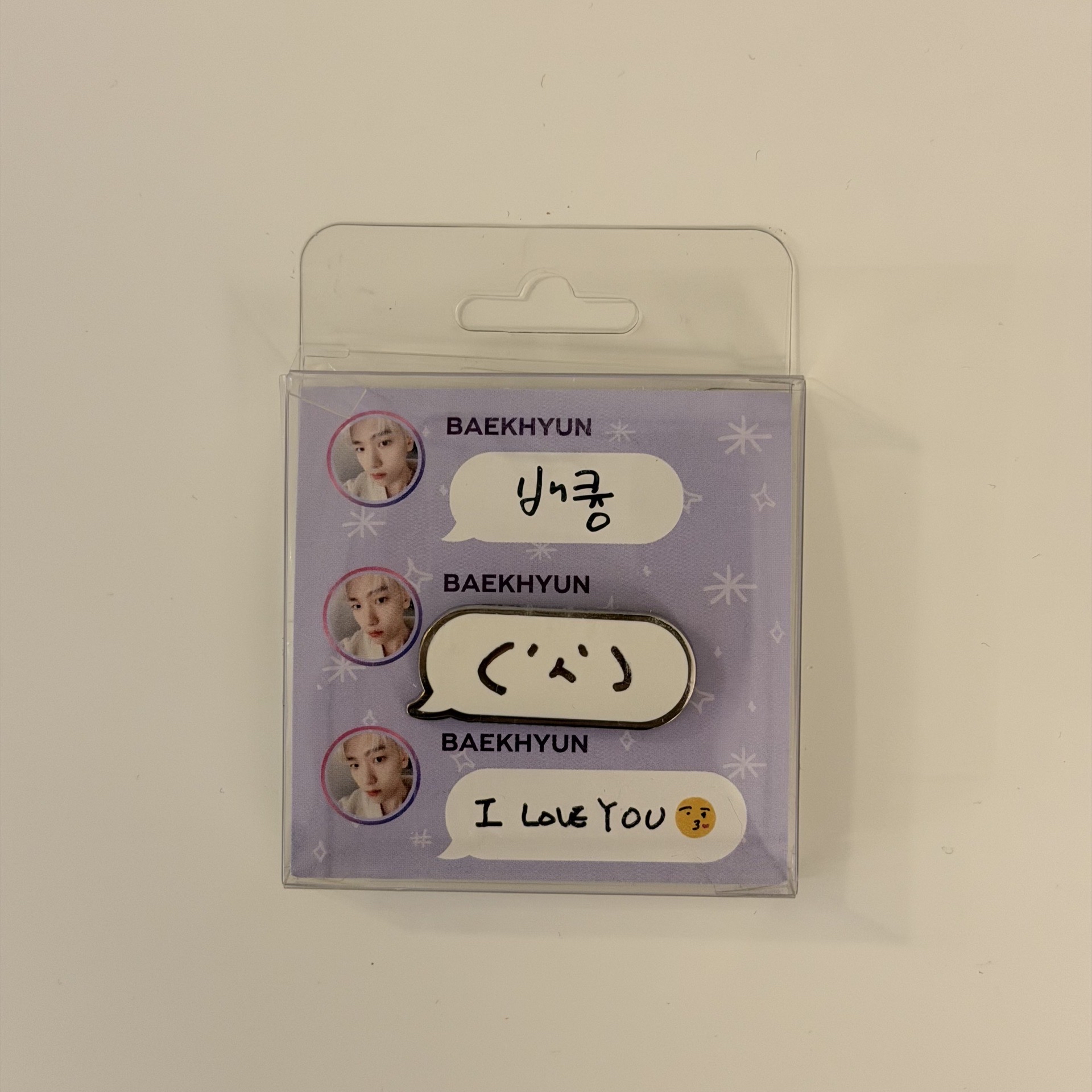 伯賢 Beyond Live Light Badge (手寫版）*和吊飾一起出