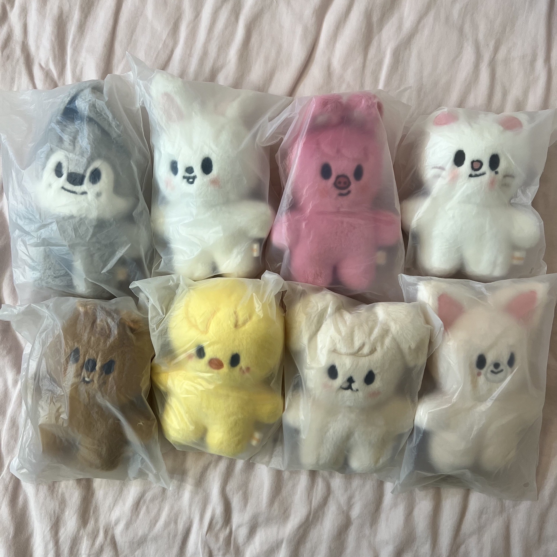 StrayKids celebrATE 站姿娃+快閃滿額