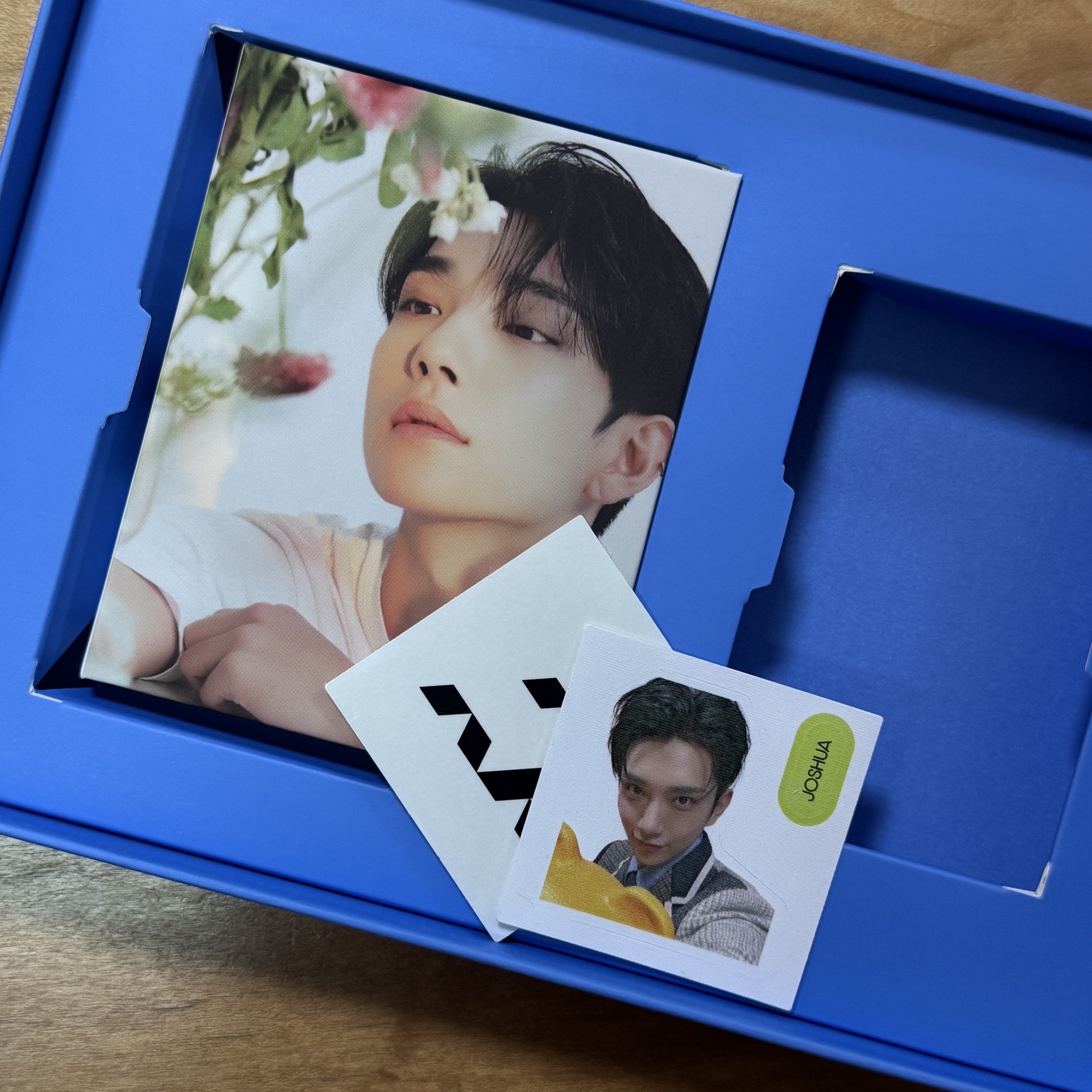 親愛盤秀含固卡特典