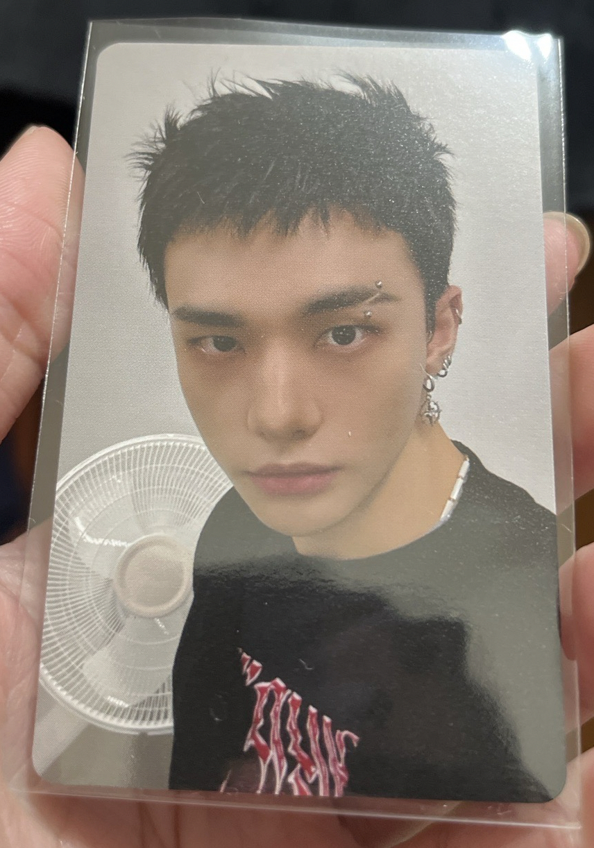 KARMA HMV A版小卡