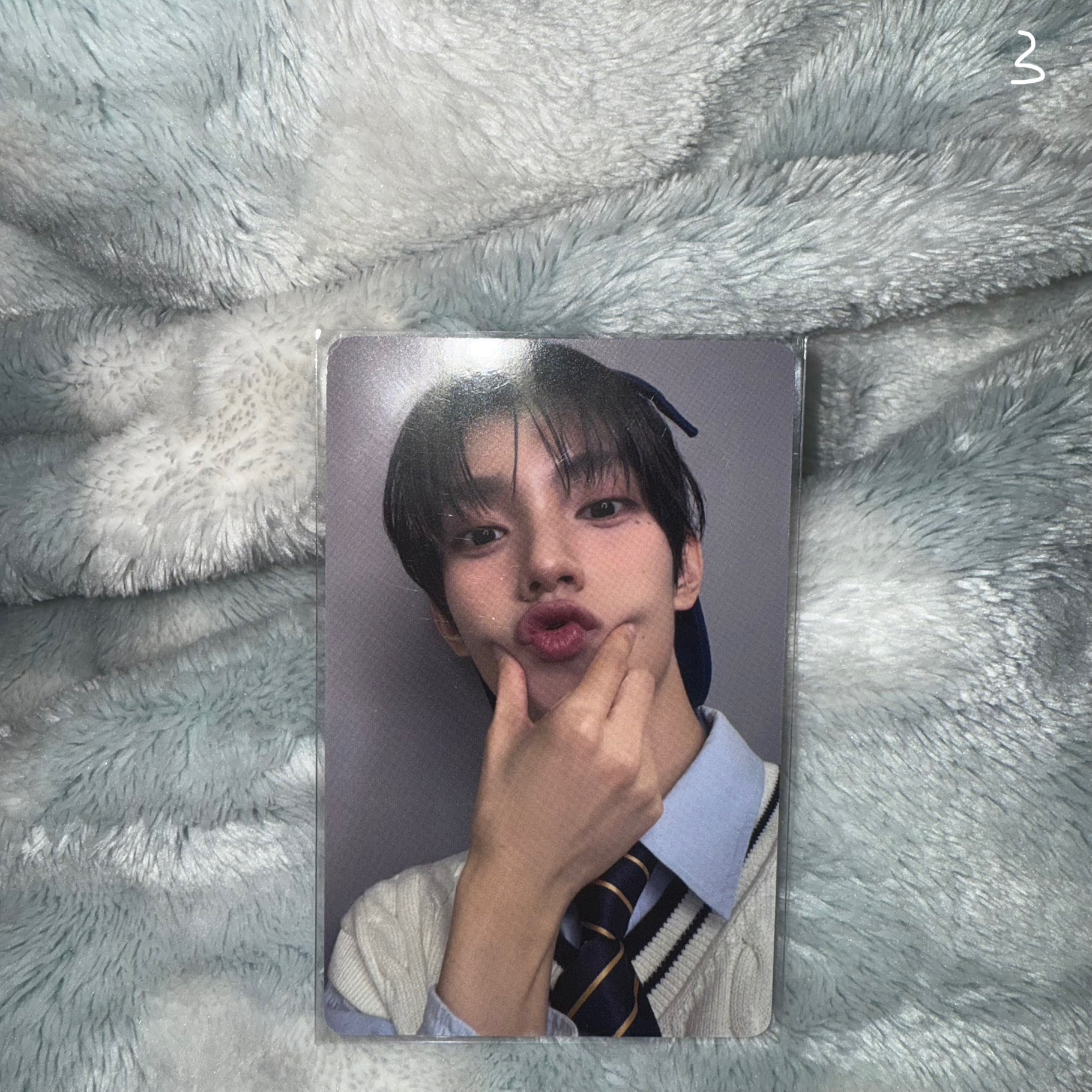 立于 初見面👆🏻🤚🏻