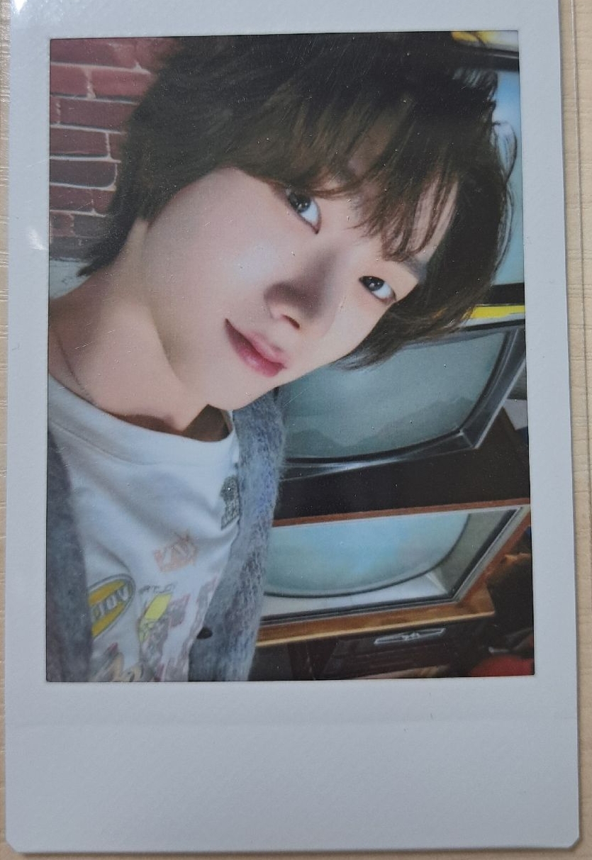 8.成淏日巡拍立得（紅磚）