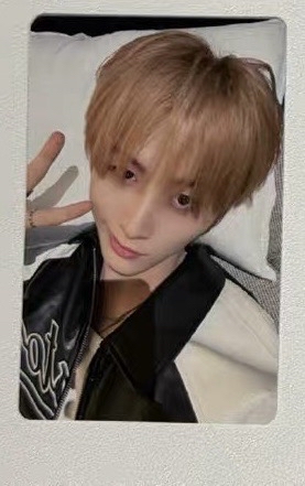 No Genre yzy 4.0 簽售卡 4