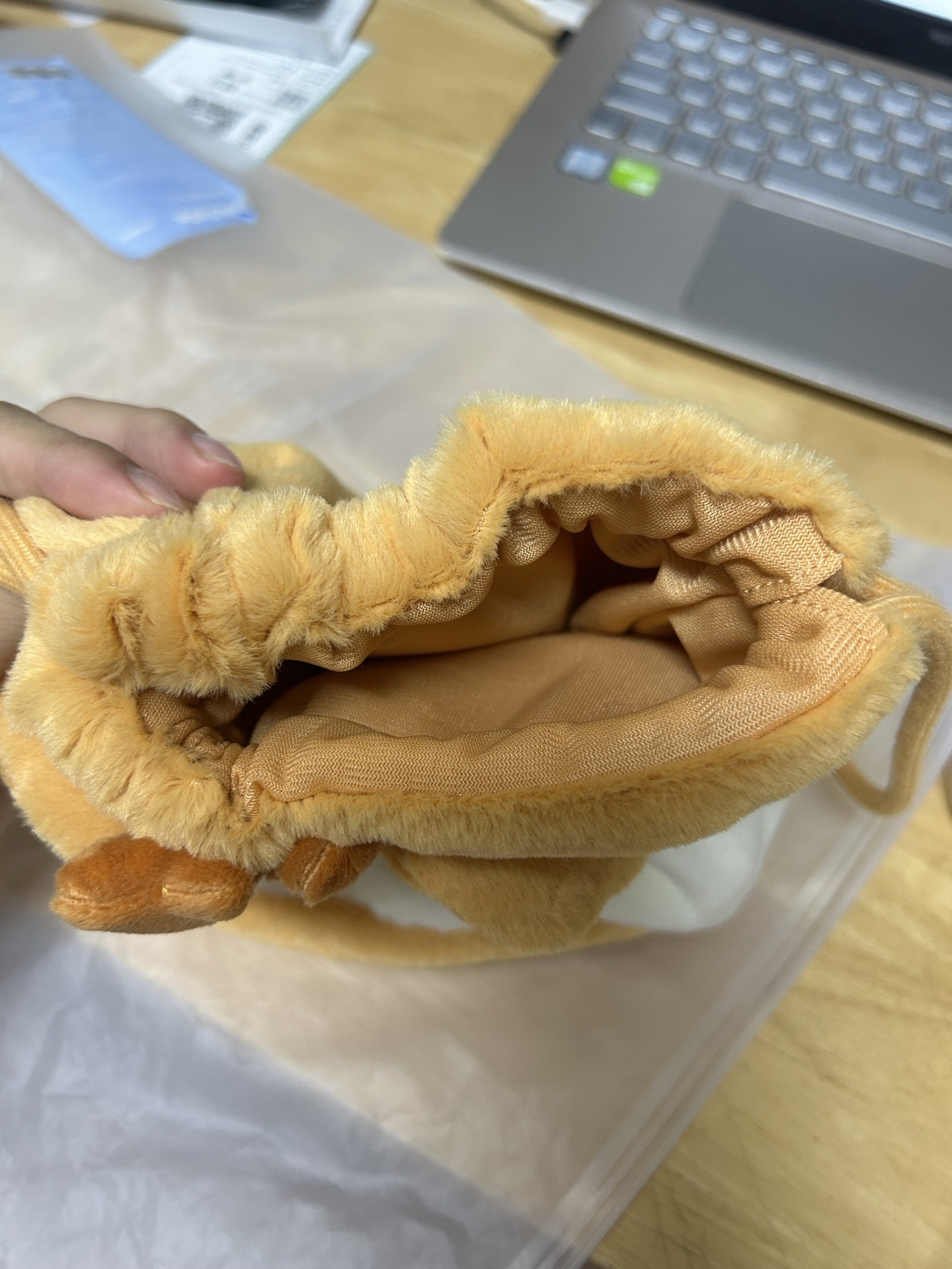 微瑕疵 降價售 洪知秀Miniteen 束口袋