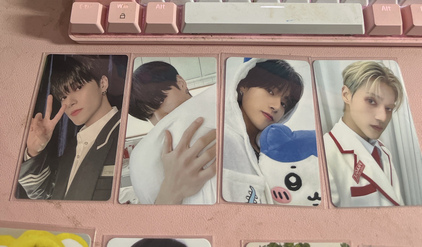 小八榮+會員禮卡+滿額卡