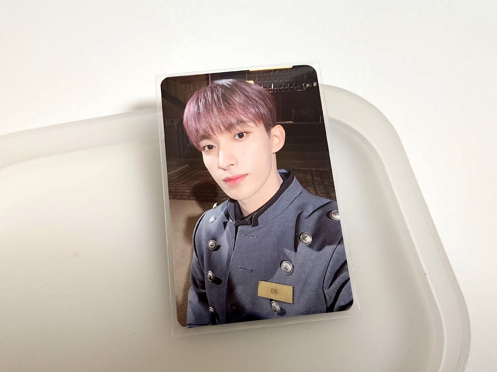 FOLLOW AGAIN 克拉綜 碩