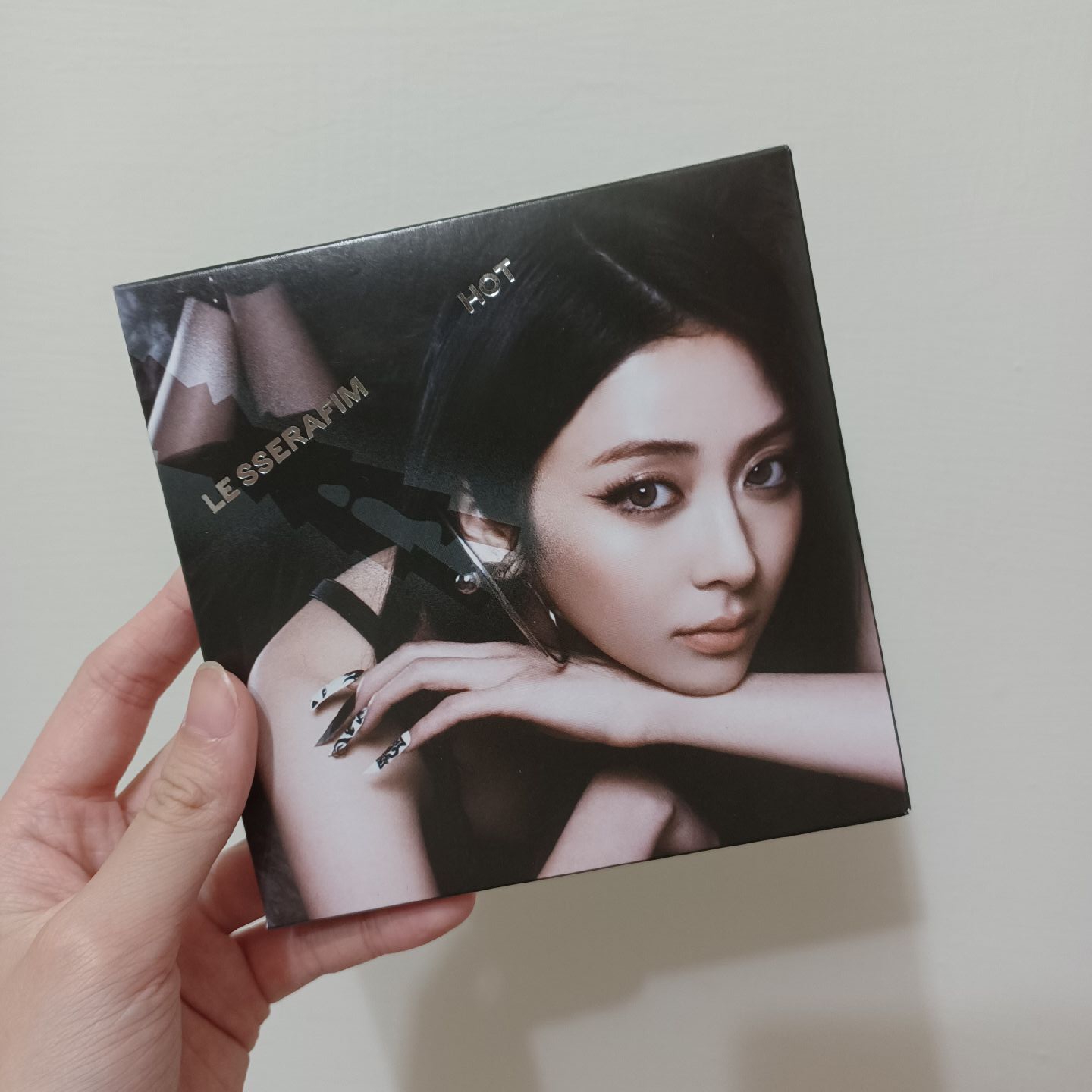 LE SSERAFIM  HOT 許允真 單封 空專