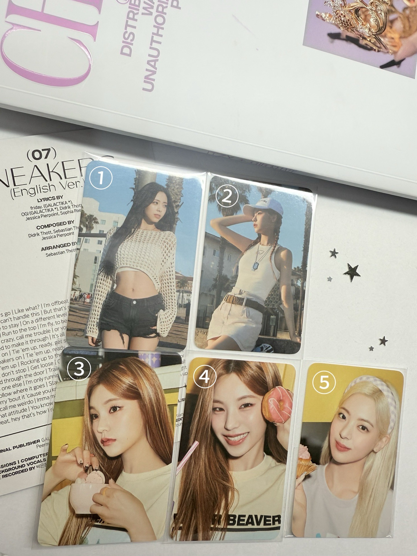 2024年曆 隨機卡