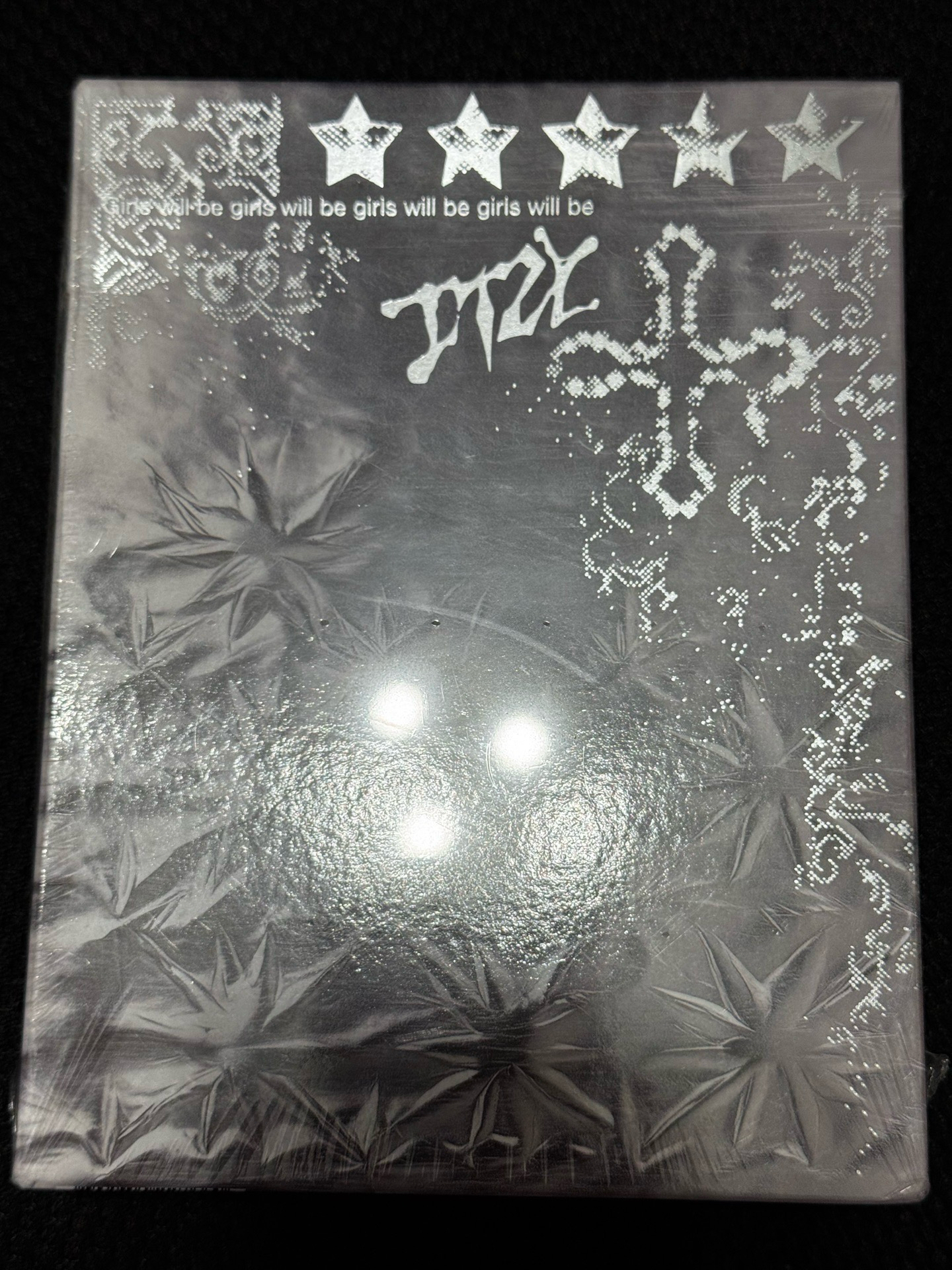 最後一本‼️GWBG box版未拆（邊角損 側邊壓損）