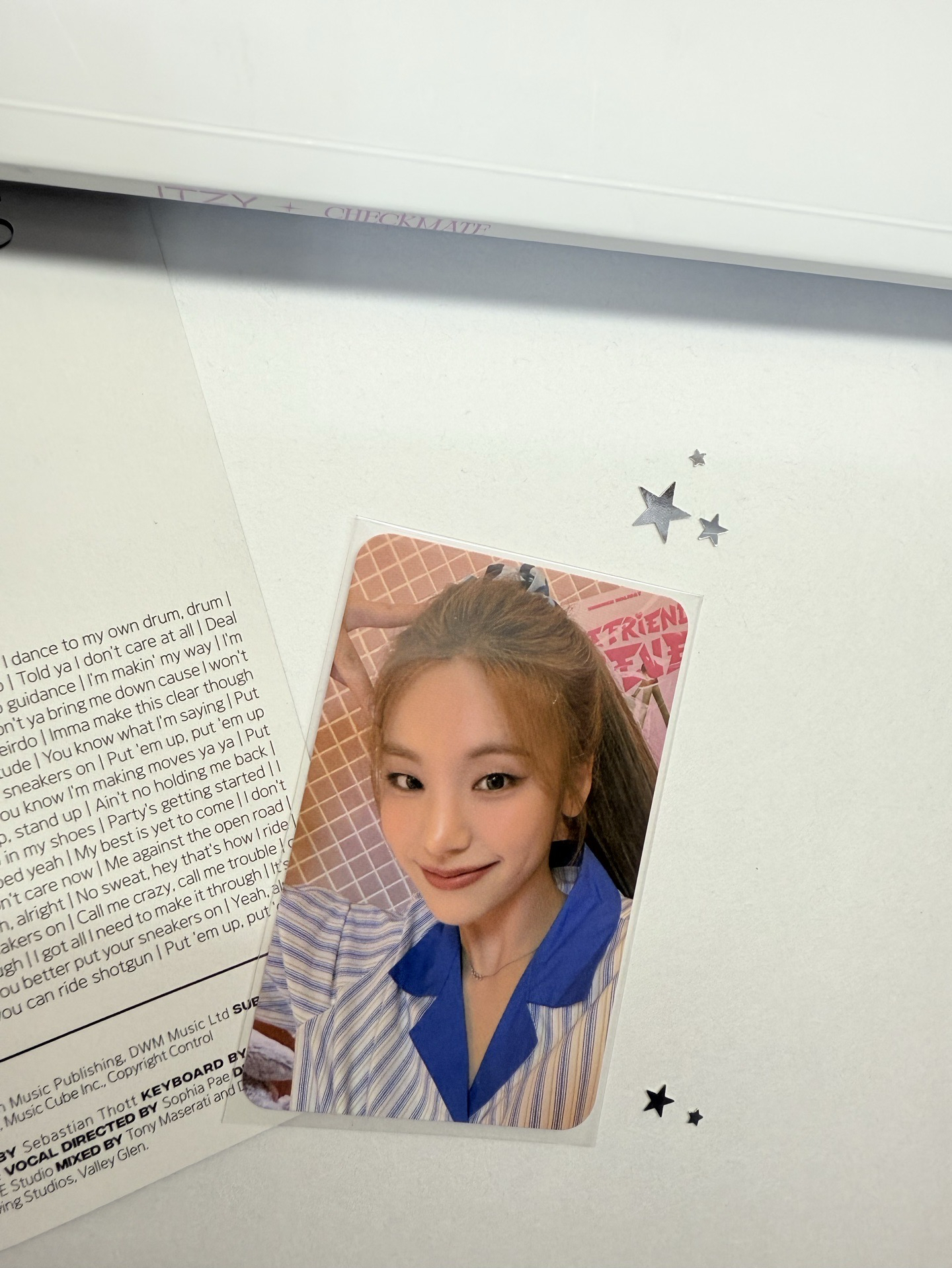 2024年曆 jyp 滿額卡 志