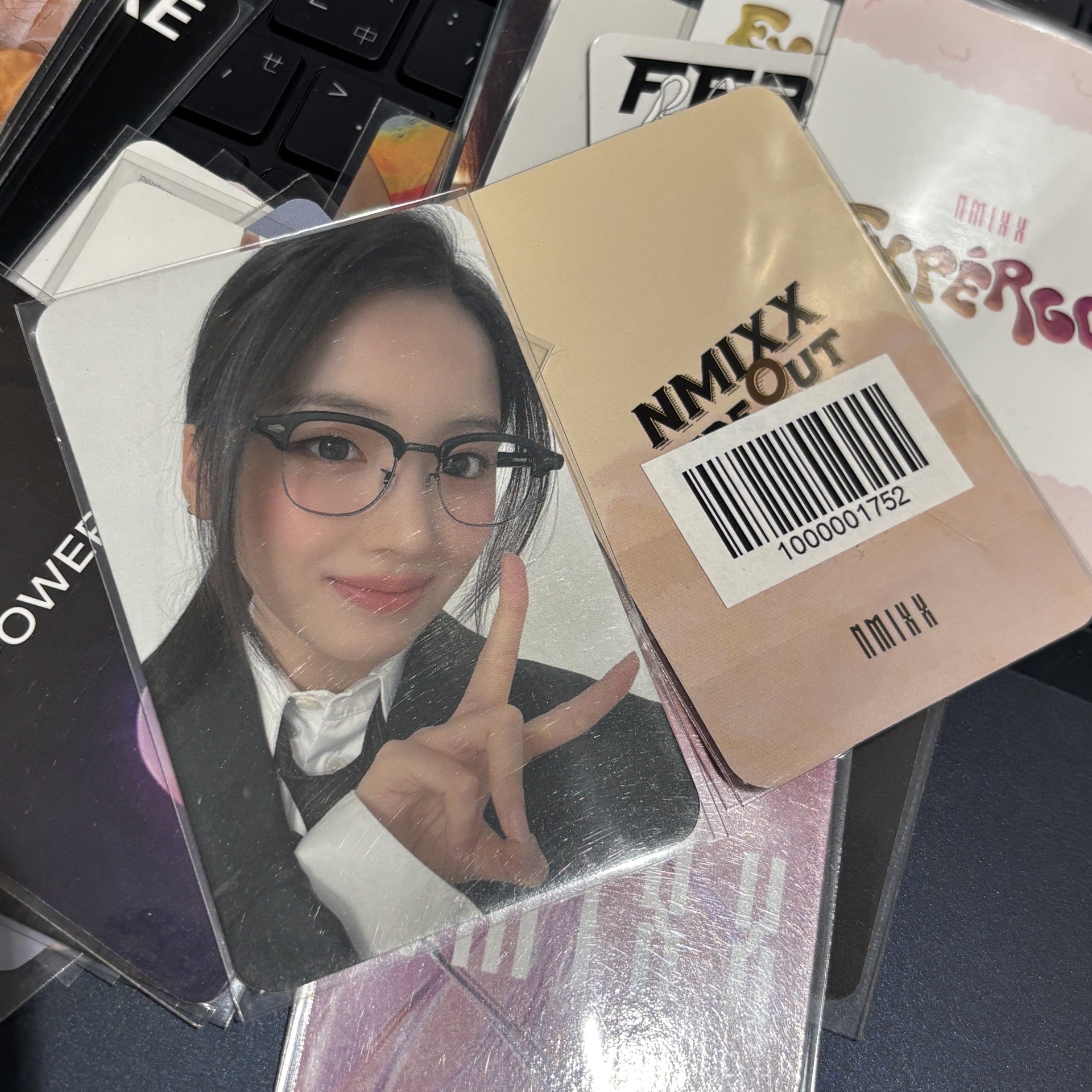 jiwoo一週年咖啡廳 小卡