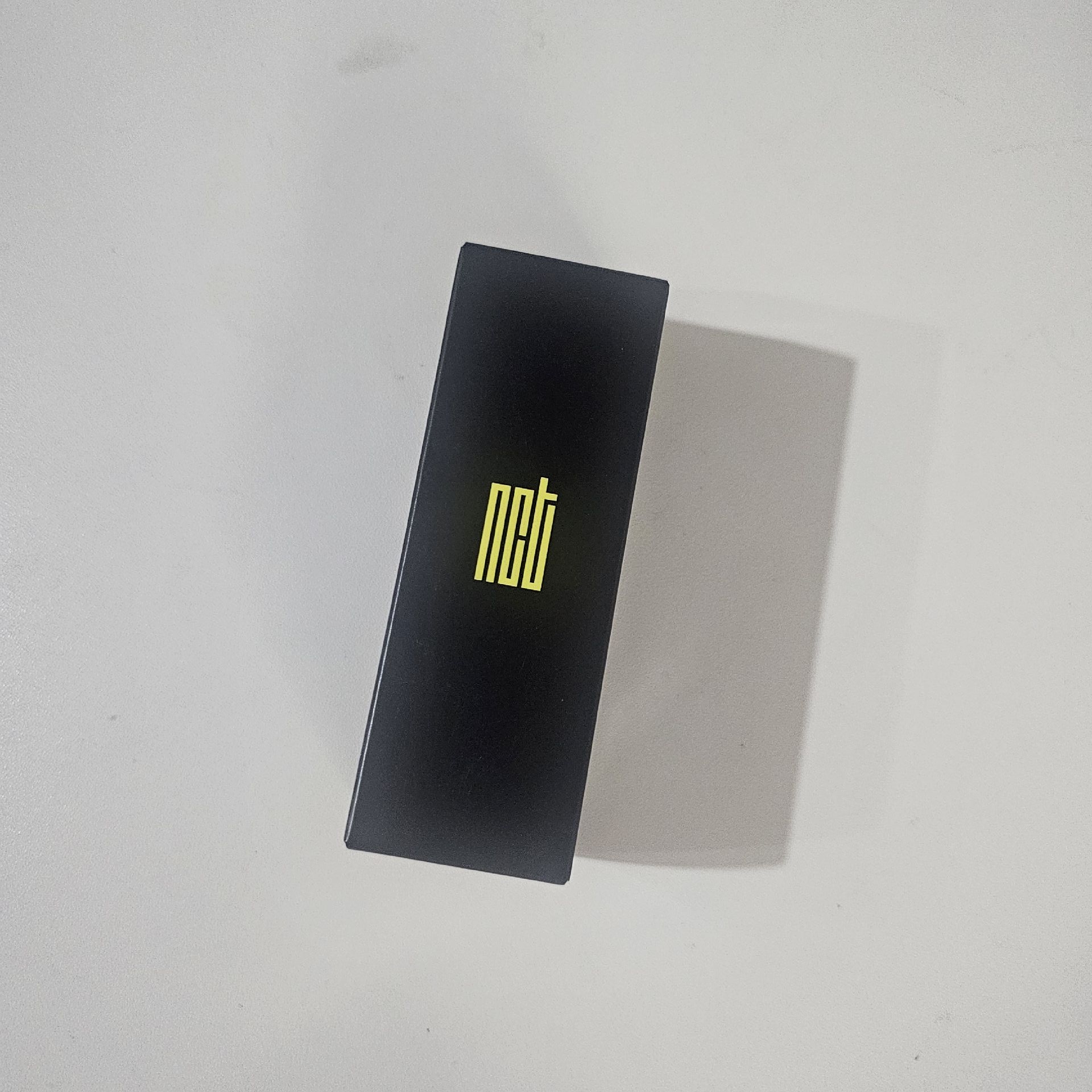 NCT | 手燈護唇膏