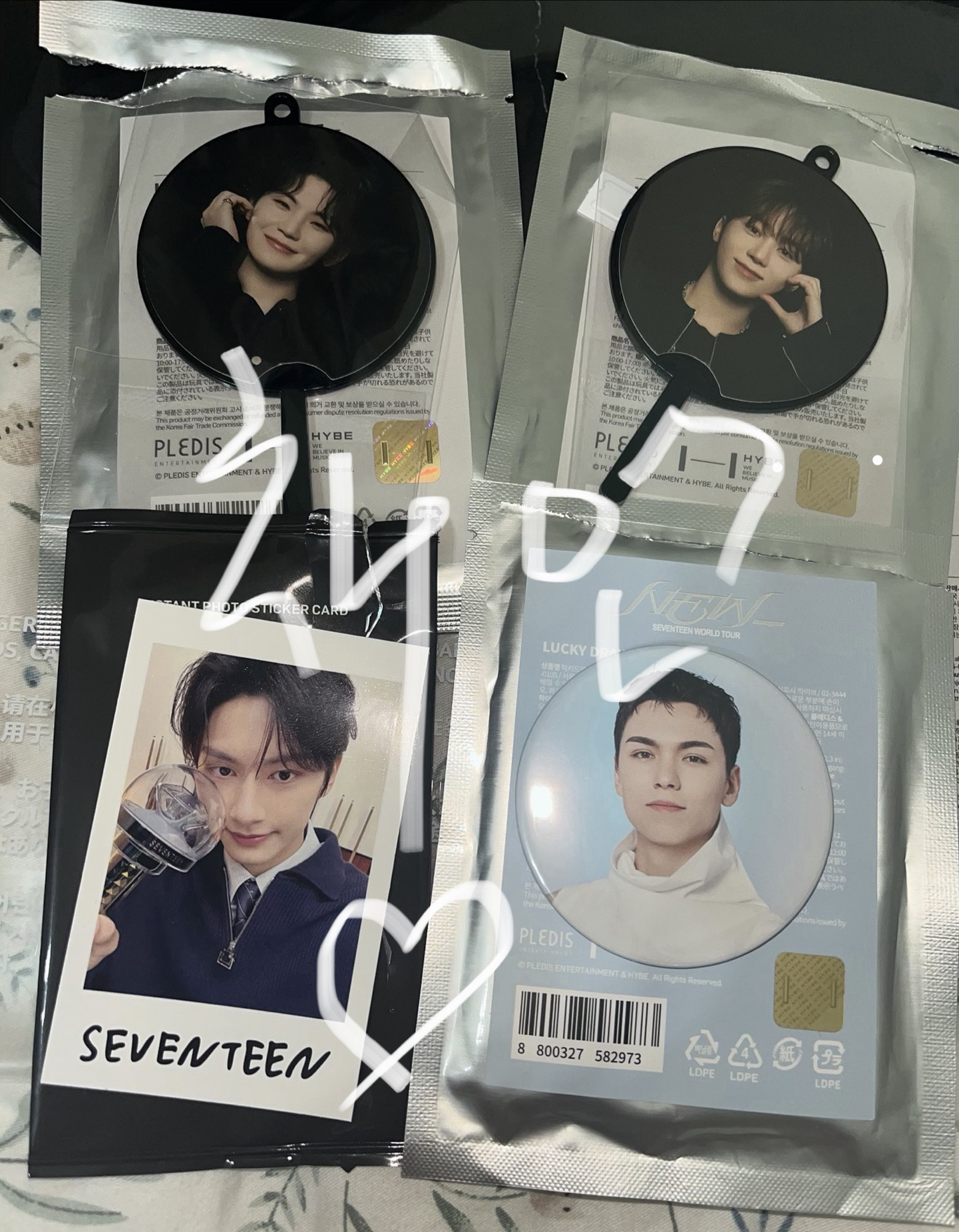 Follow Again Holiday NEW_ 小扇/拍立得/徽章