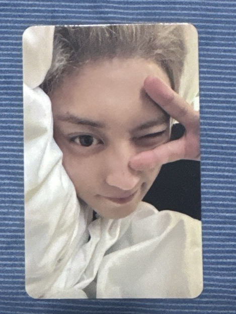 Black Out day ver. 專輯卡 